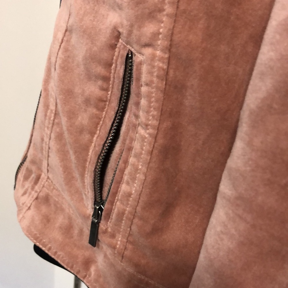 Dress barn Westport 1962 Blush Velour Jacket! - Picture 3 of 14